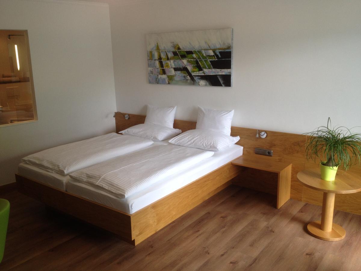 Seehotel Lilly Щробл Екстериор снимка